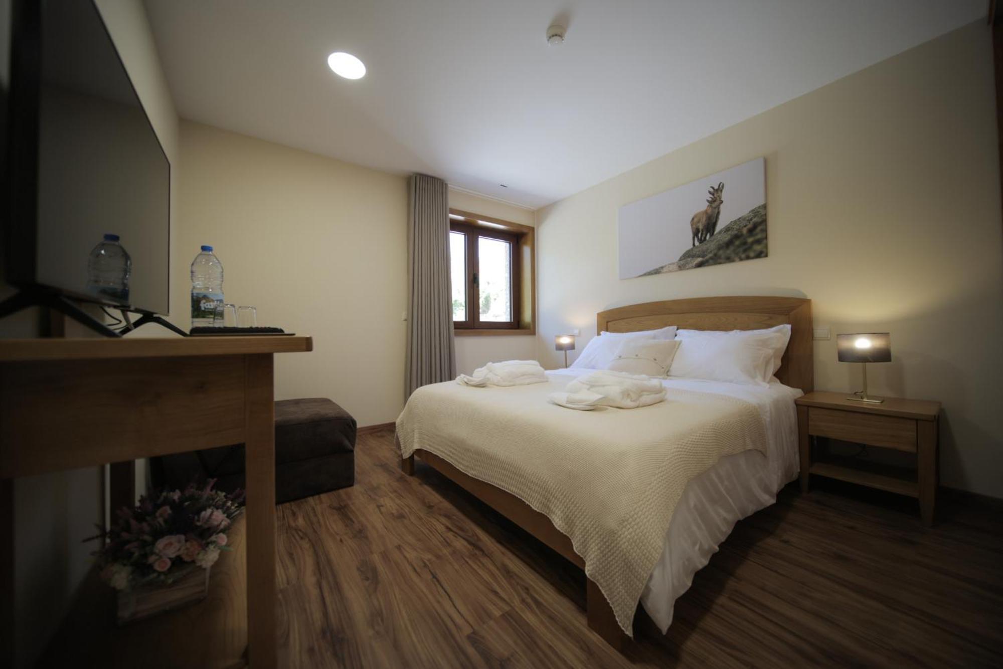 Hostel Casa Da Fonte - Geres Zewnętrze zdjęcie